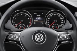 Volkswagen Golf VII